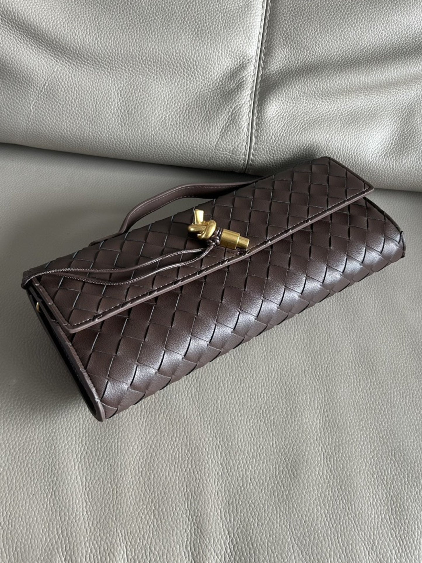 Pochette tressée Anna™